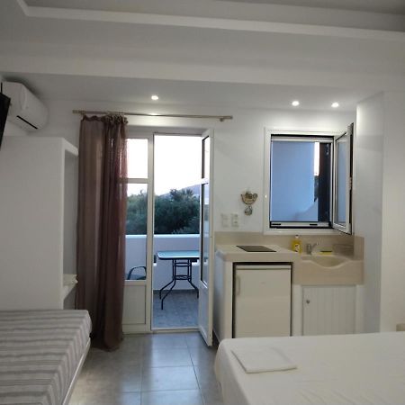 Nikoletta Studios 1 Agios Prokopios  Luaran gambar